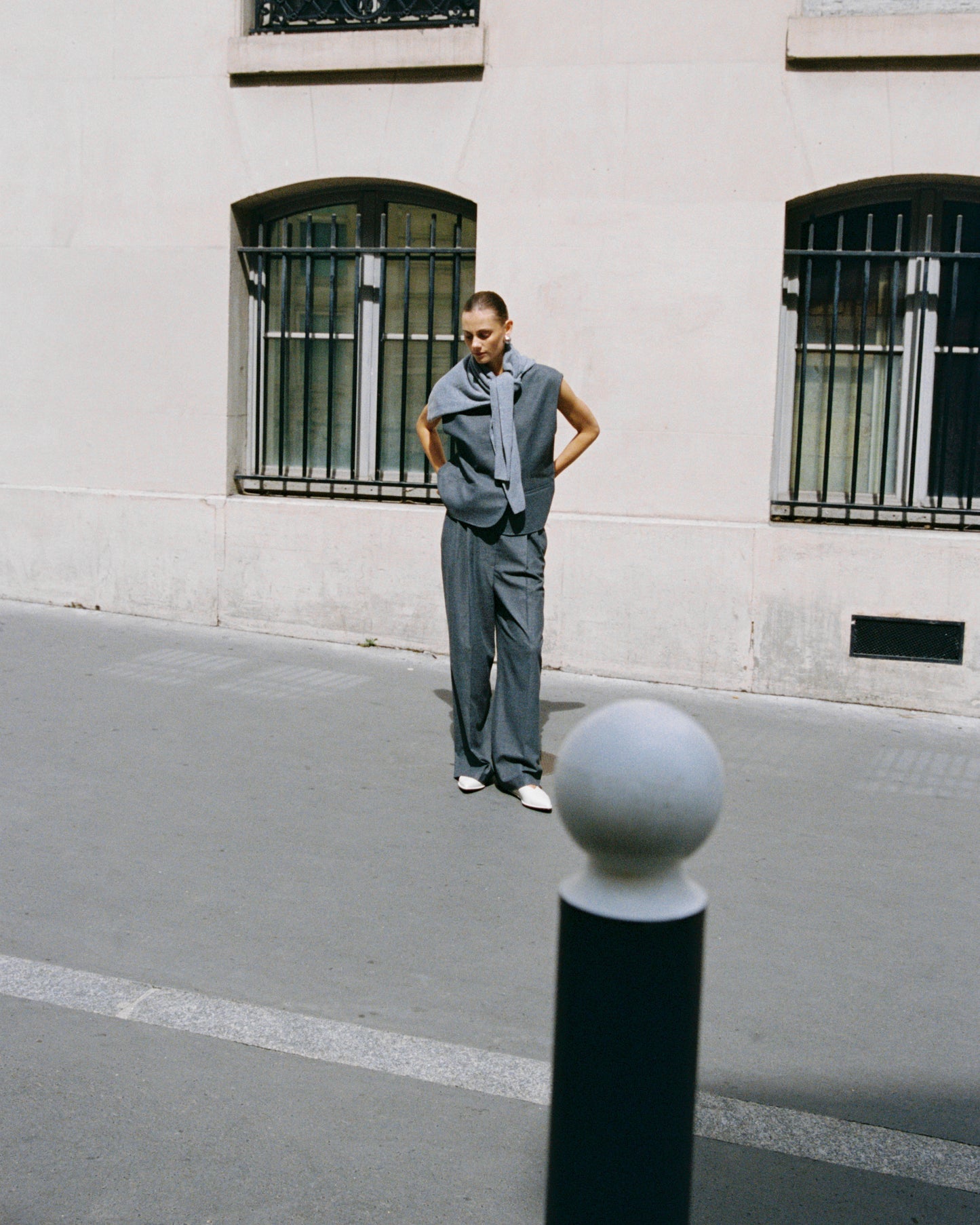 Lalune Trouser - Dark Grey