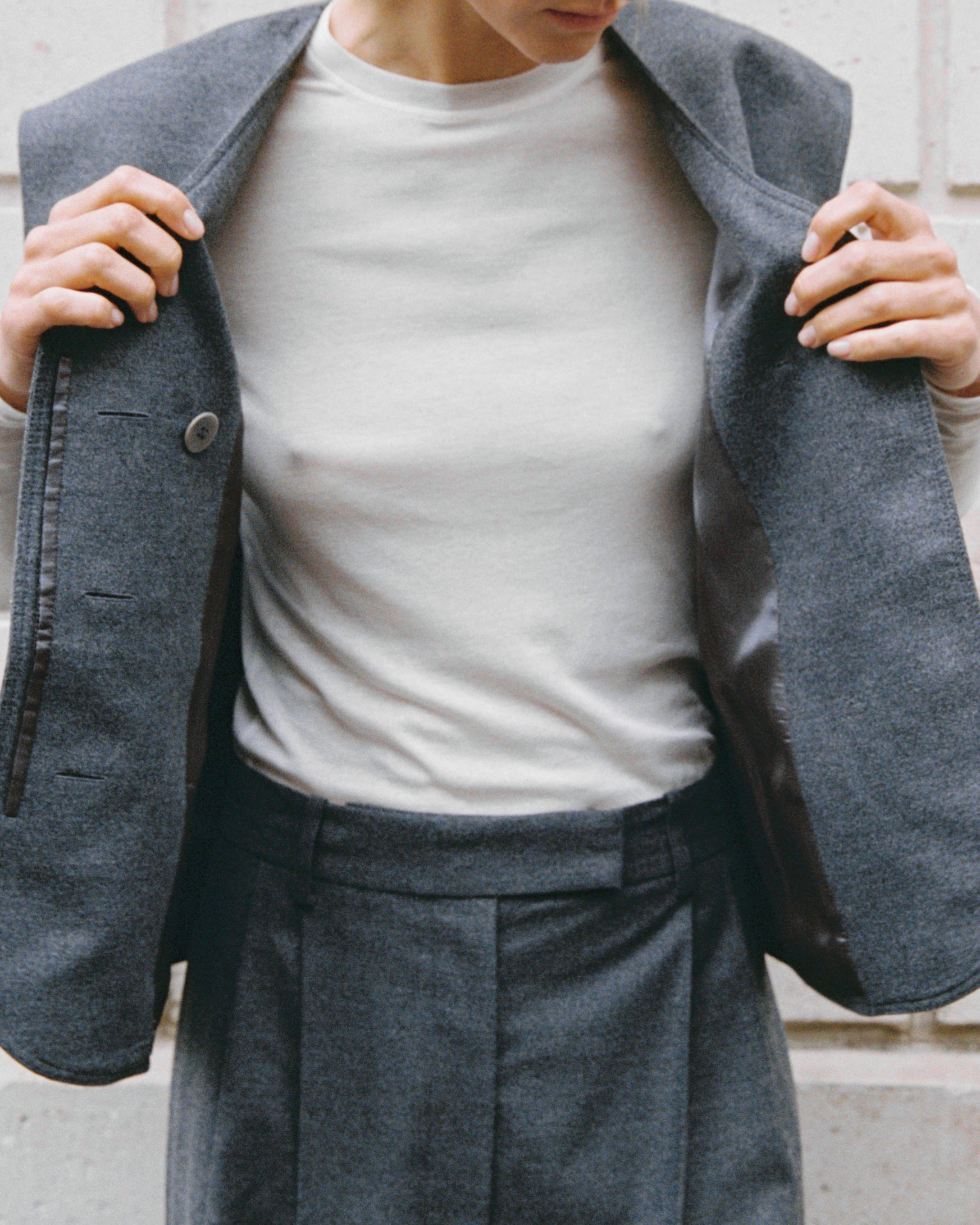 Noir | Dark Grey Gilet | Deadstock Fabric – Zoéf